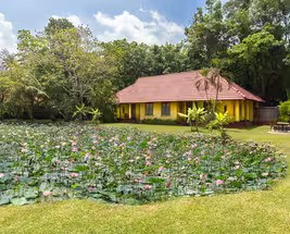 Hill Backwater and Beach of Kerala with Taj Hotels