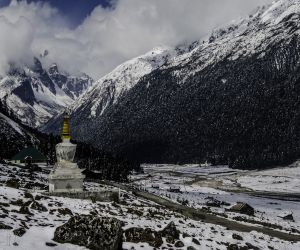 North East Delight With Lachung 