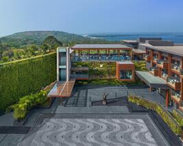 Luxury - JW Marriott - Buy 1 Get 1 FREE